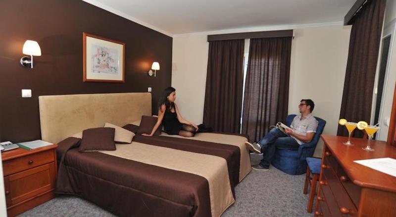 Hotel Salgueiro Порту-Мониш Номер фото